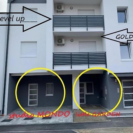 Ferienwohnung Golden - Self Check In Osijek Exterior foto
